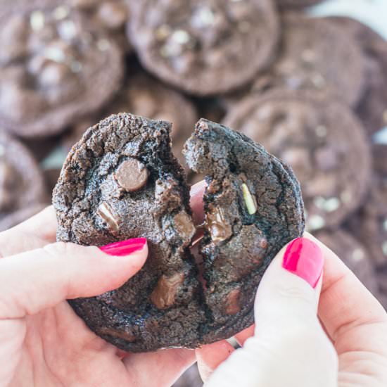 Easy Chocolate Mint Cookies
