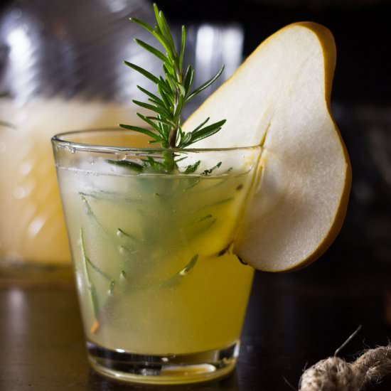 pear, rosemary and bourbon cocktail