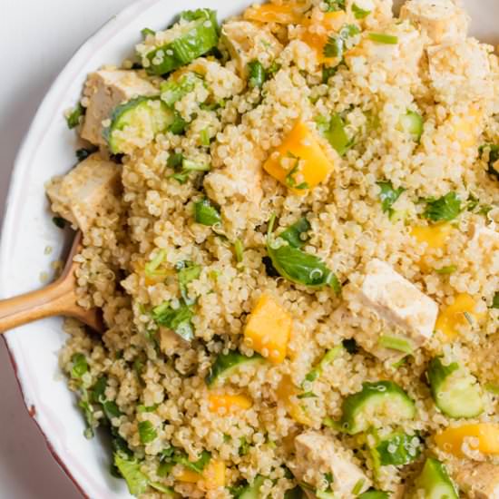 Chili-Lime Mango Quinoa Salad