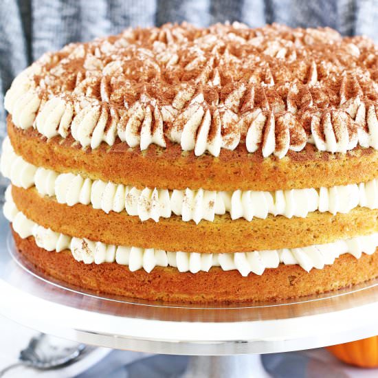 Pumpkin Tiramisu Cake