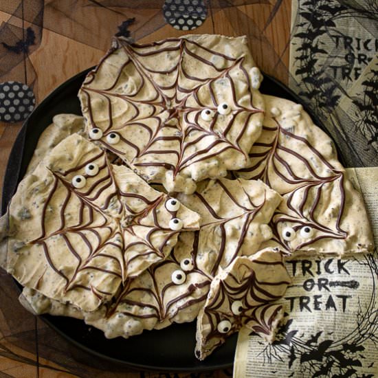 Cookies and Cream Spiderweb Bark