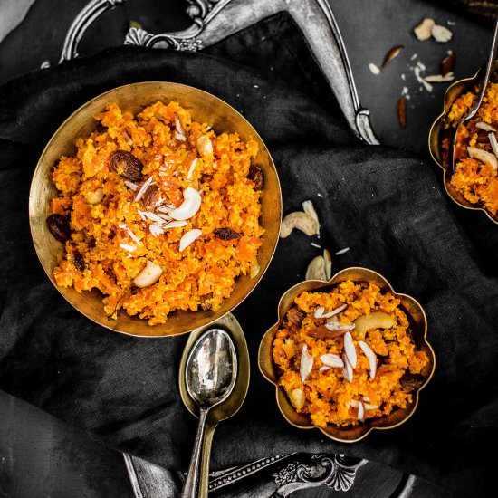 Gajar ka Halwa (Carrot Pudding)