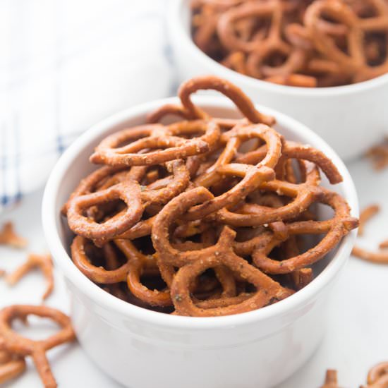 Buffalo Ranch Crack Pretzels