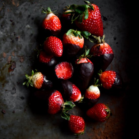 Vegan chocolate strawberries