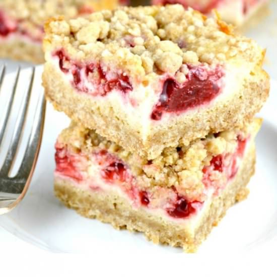 STRAWBERRY CREAM BARS