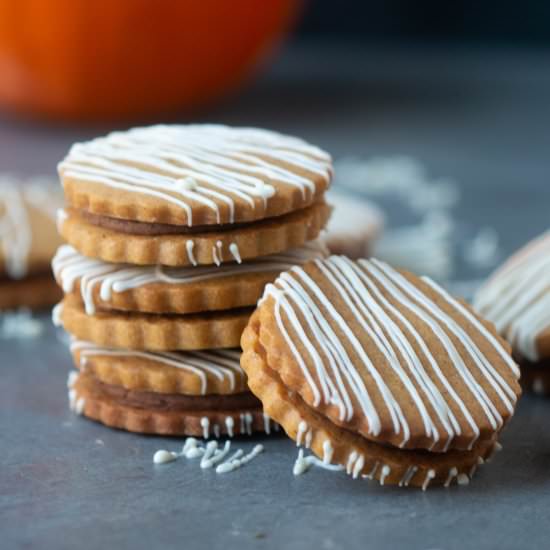 Pumpkin Spice Latte Sandwich Cookie