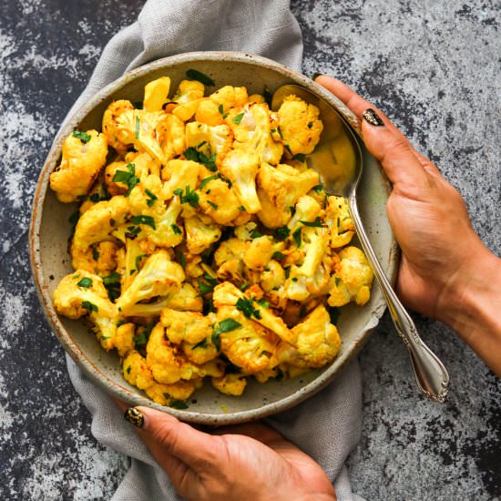 Lemon Turmeric Roasted Cauliflower