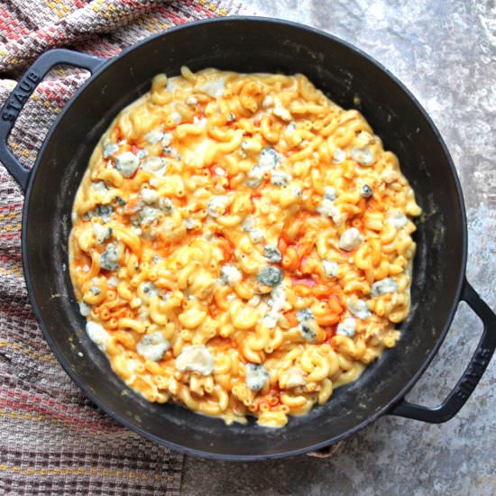 OnePot Buffalo Chicken Mac & Cheese