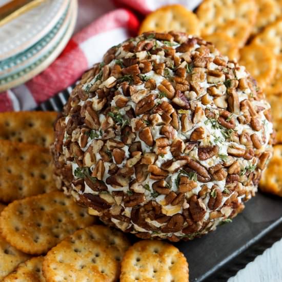 Blue Cheese Cheese Ball
