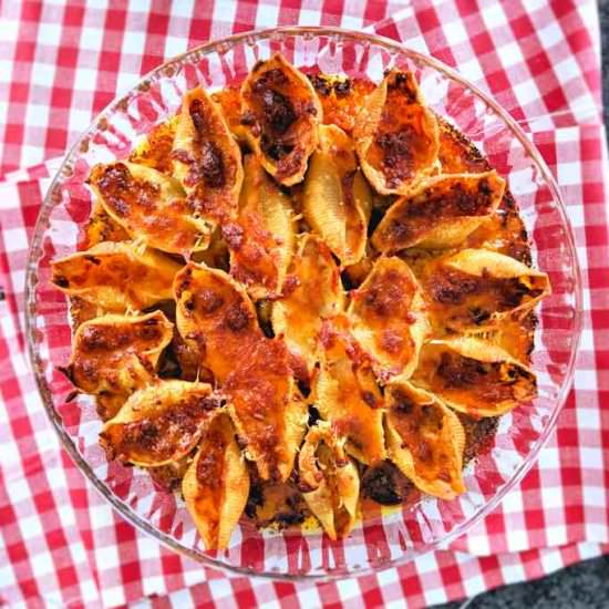Conchiglioni with beef ragu