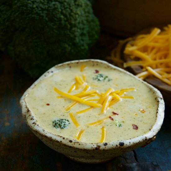 Low-Carb Broccoli Cheddar Soup