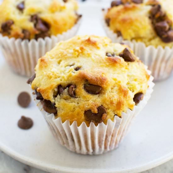 Greek yogurt choc chip muffins