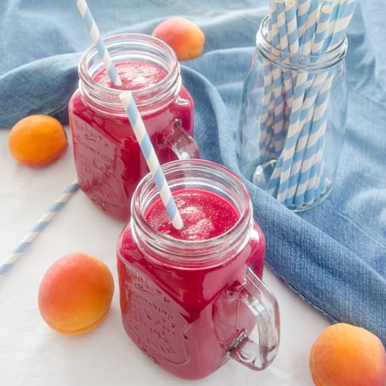 Beet and carrot smoothie