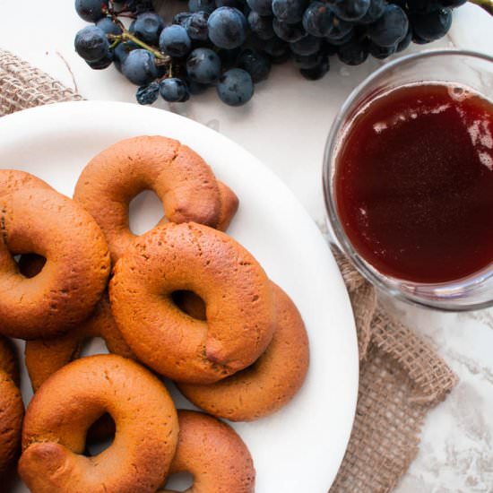 Grape Molasses Cookies