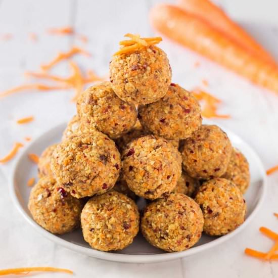 Vegan Carrot Cake Bites