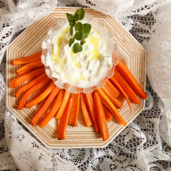 Carrot fries and yogurt relish