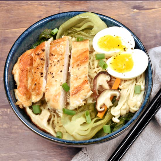 Chicken and Vegetable Ramen Noodles