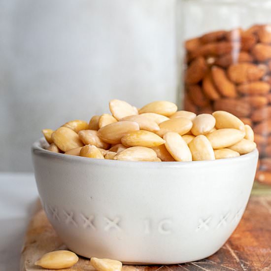 How To Blanch Almonds