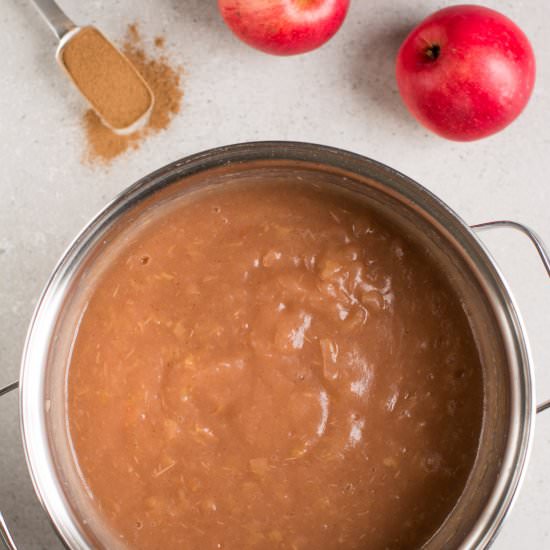 Homemade Unsweetened Applesauce