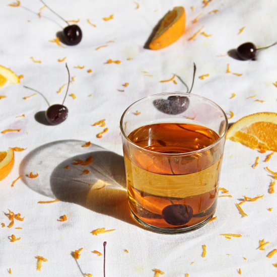 classic old fashioned cocktail