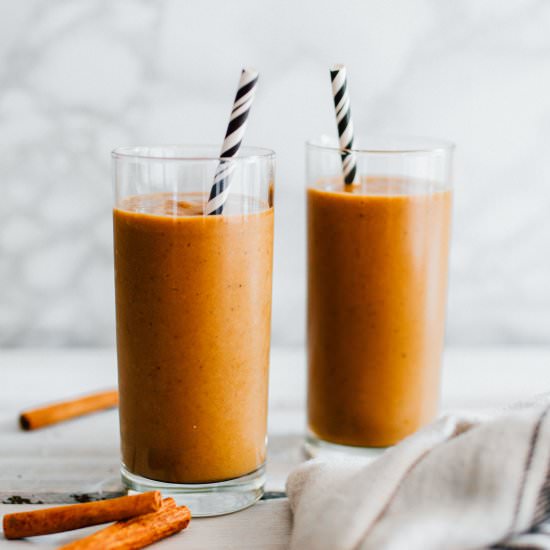 Healthy Pumpkin Spiced Smoothie