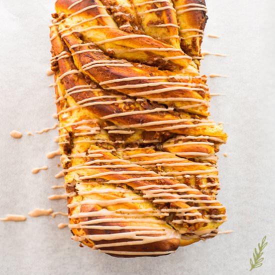 Pumpkin-Pecan Babka
