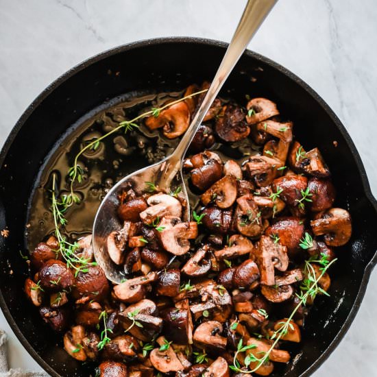 Easy Garlic Butter Mushroom Skillet