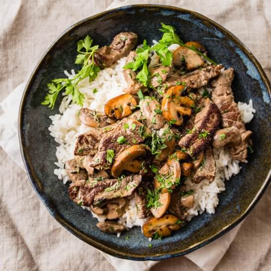 Easy Beef Stroganoff with Rice
