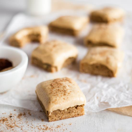 chai blondies cream cheese frosting