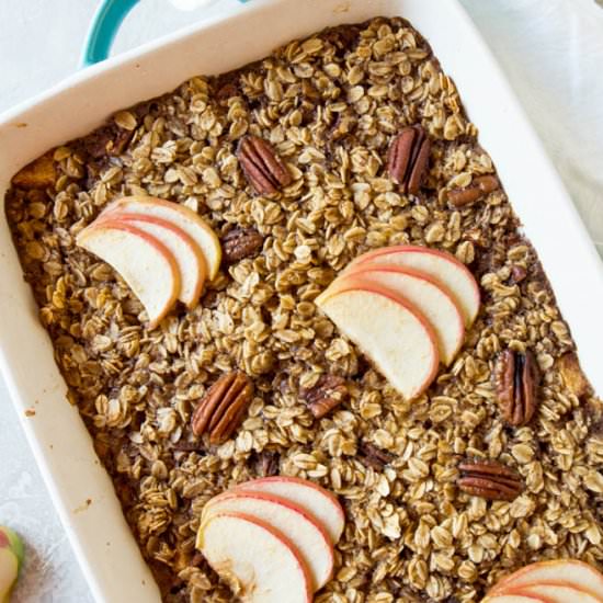 Apple Cinnamon Baked Oatmeal