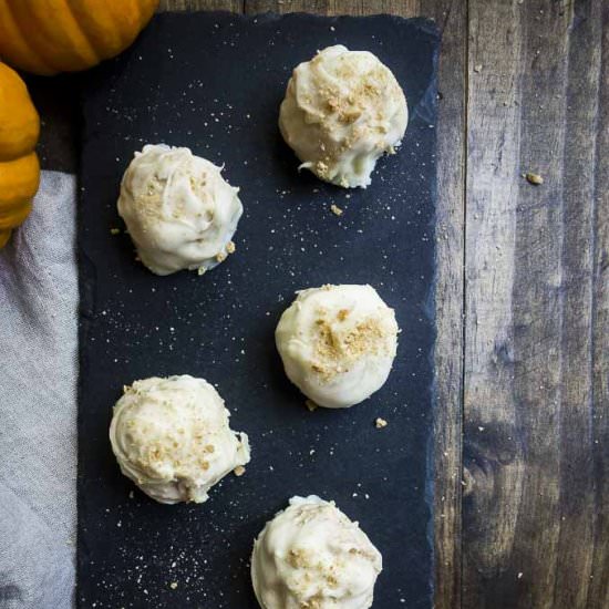 No Bake Pumpkin Cheesecake Balls