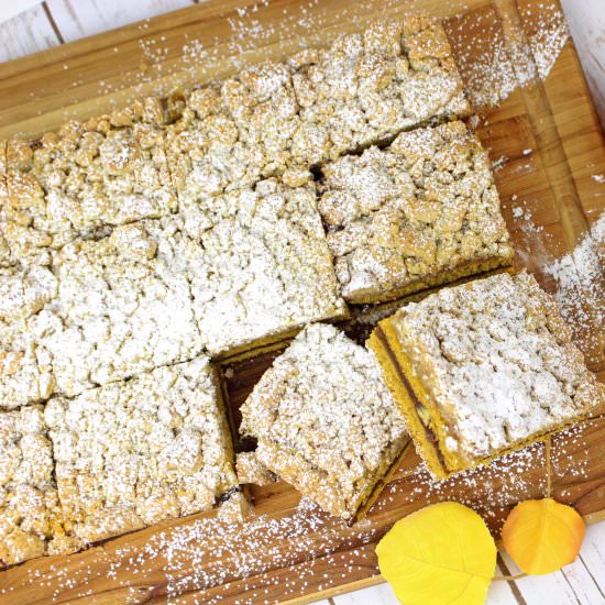 Pumpkin Crumb Buns