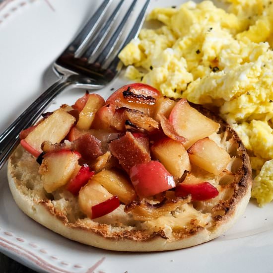 Apple, Bacon & Cheese Muffins