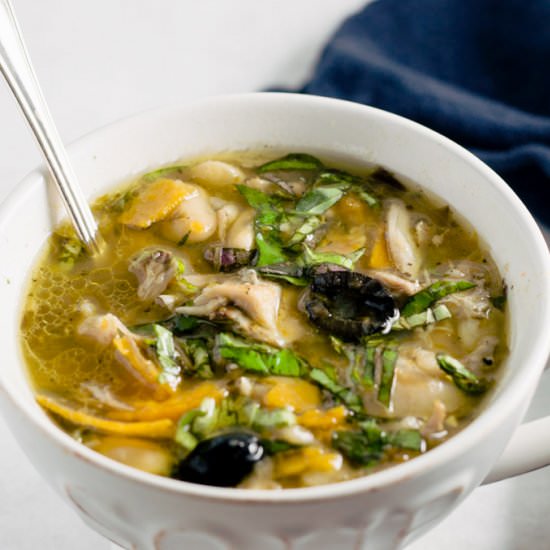 Instant Pot Chicken & Bean Soup