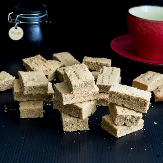 Ginger Shortbread with Molasses