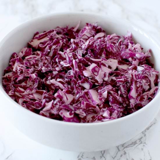 Israeli cabbage salad