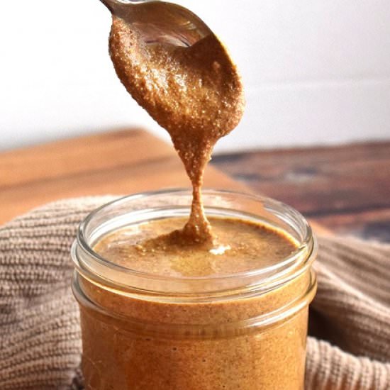 Cinnamon Roll Cashew Almond Butter