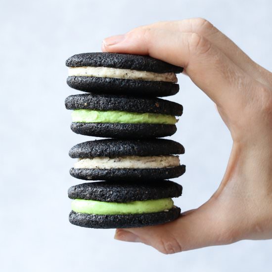 Low-Carb Oreo Cookies