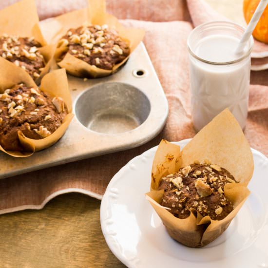 Vegan Pumpkin Walnut Muffins