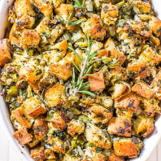 Classic Thanksgiving Stuffing