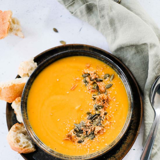Thai pumpkin soup with a twist