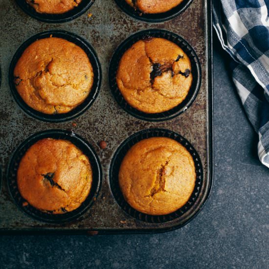 Pumpkin Chocolate Chip Muffins