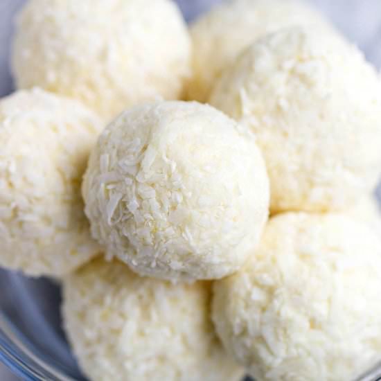Lemon Cheesecake Keto Fat Bombs