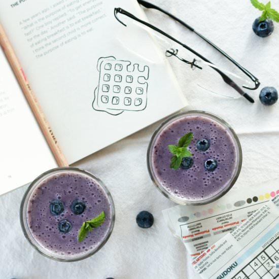 Vegan Blueberry Banana Smoothie