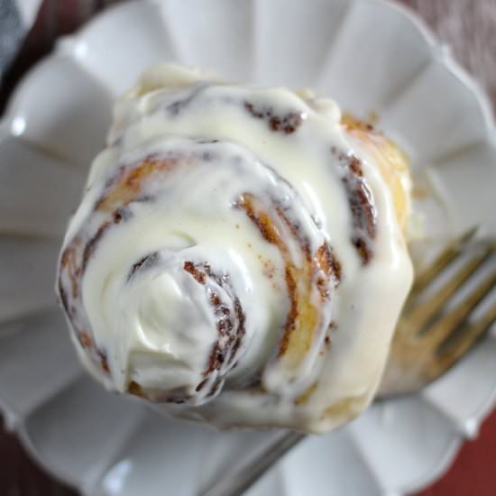 Easy Cinnamon Rolls