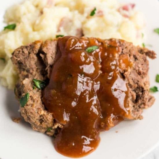 Meatloaf with Brown Gravy