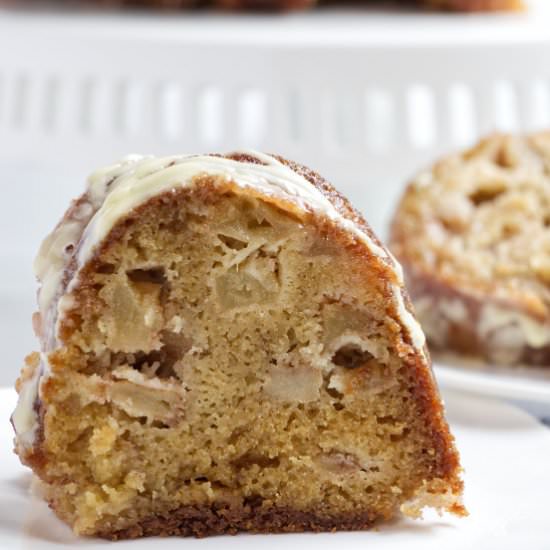 Jewish apple cake