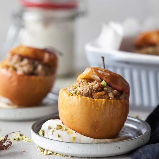 Vegan Cinnamon Baked Apples