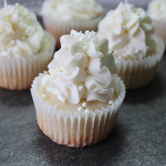 Wedding Cake Cupcakes