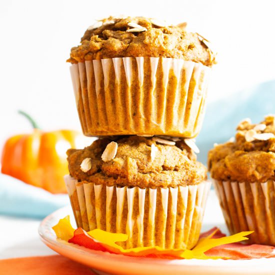 Healthy Pumpkin Oatmeal Muffins